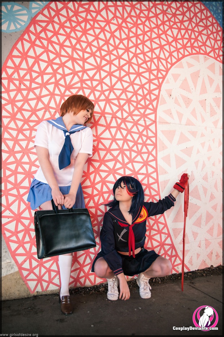 Foxy & Usatame in Threads of Attraction