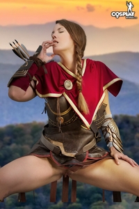 Gogo Cosplaying Daughter Of Leonidas