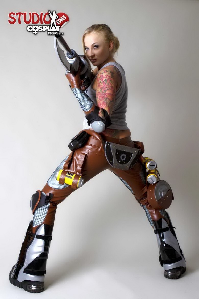 Cosplay Girl Kayla