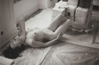 Milla Jovovich completely nude