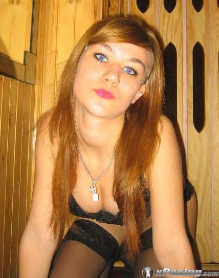 Amateur giirl posing for the camera