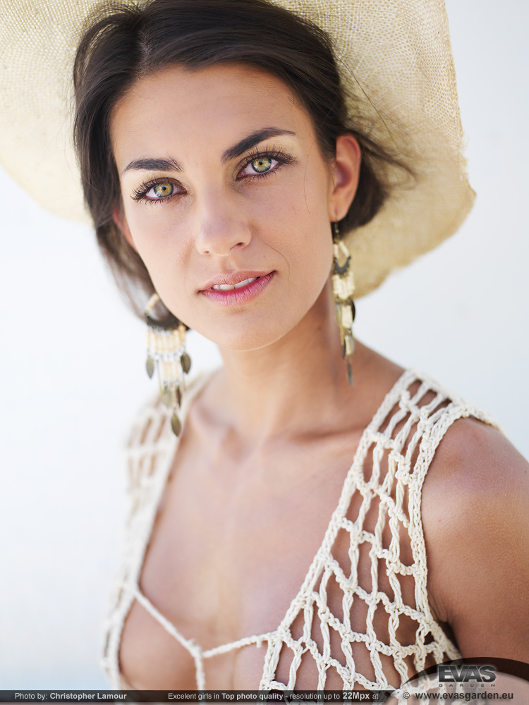 Sunny elegance