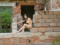 Eva nude on a ruined place