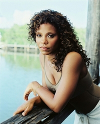 Sanaa Lathan