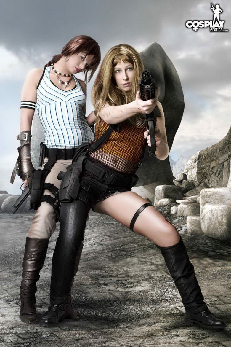 Ginger and Sandy In Viral Samples
