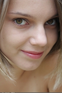Iriska posing nude outdoor