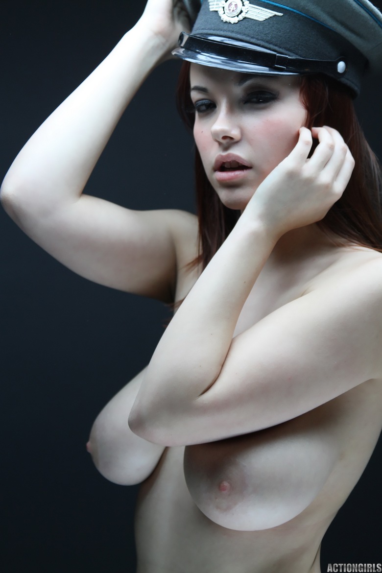 Busty Elizabeth
