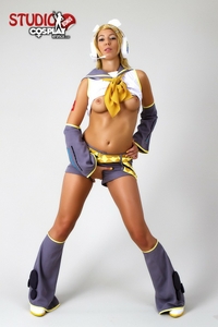 Cosplay Babe Shelly Synthesizing