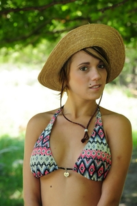 Pretty Zeo drops bikini top