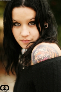 Lee Womanhole Reissue