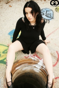 Lee Womanhole Reissue