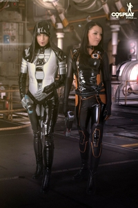 Devorah & Mea Lee In Dark Matter