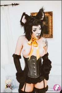 Vivka Cosplaying Moon Kitty