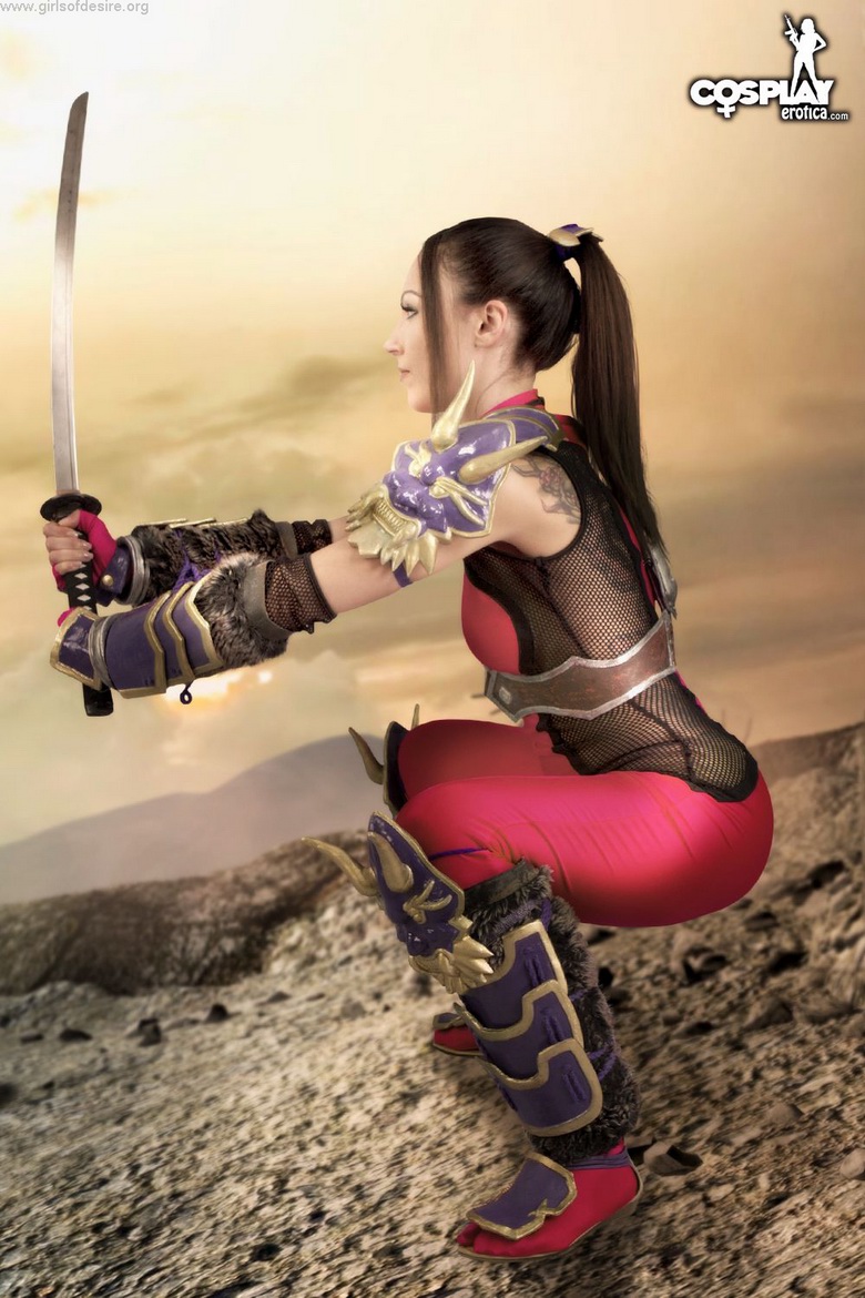 Devorah Cosplaying Broken Destiny