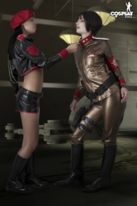 Mea & Marylin cosplaying Special Training