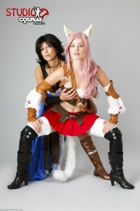 Marylin & Angela cosplaying FFXIII