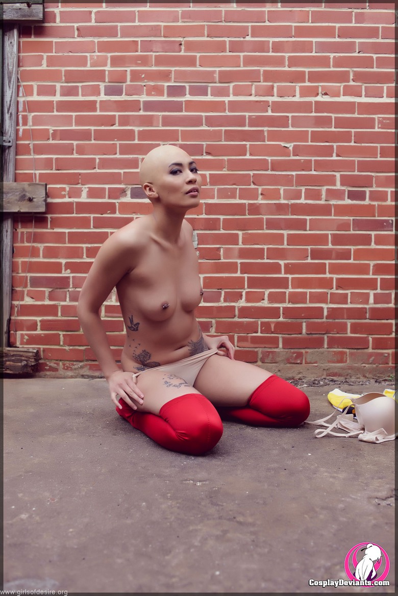 Bald Asian Babe Mew