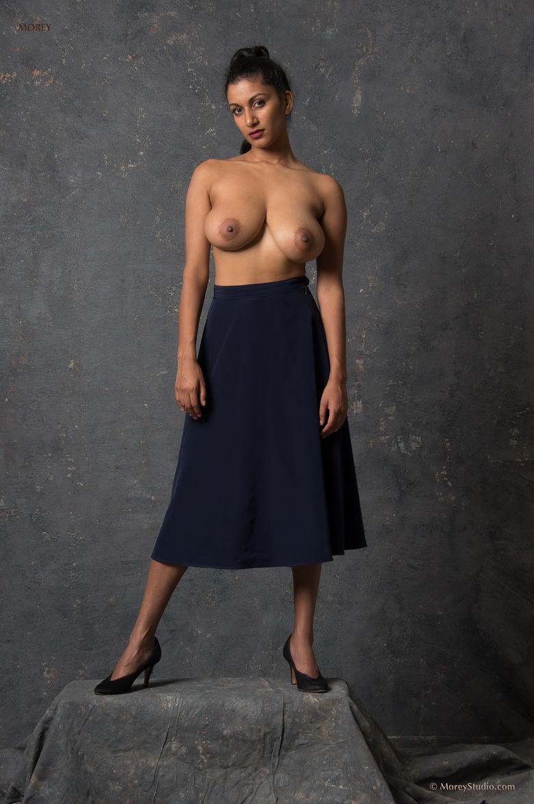 Sabine in a blue skirt