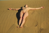 Mila in the desert