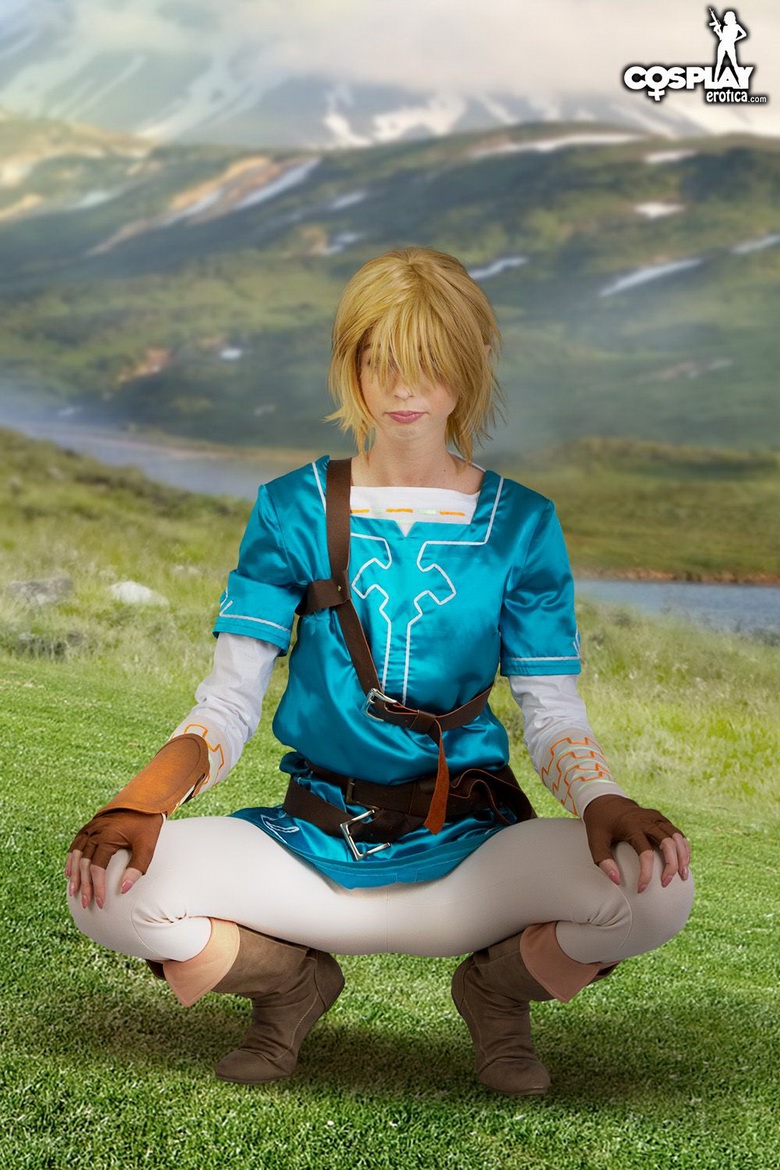 Leyla In Link To The Future Link