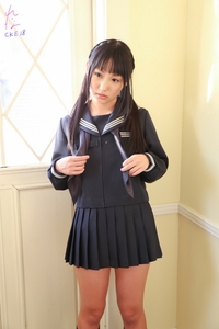 Fan Service Schoolgirl Reina