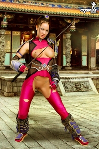 Nia Cosplaying Rekki Maru
