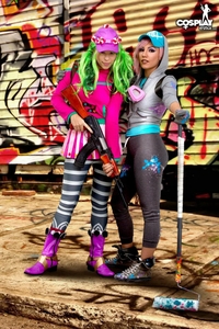 Zoey & Devorah in Pussy Royale