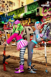 Zoey & Devorah in Pussy Royale