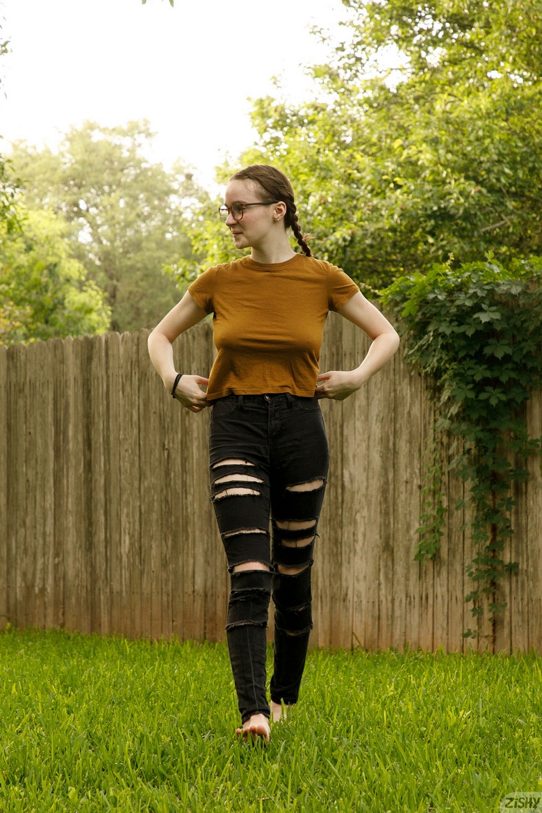 Hazel Moore In The Burbs