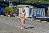 Maggy walking naked