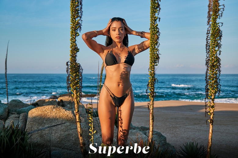 Natalia Bruni on the beach