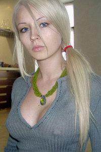 Hot and sexy amateur slut